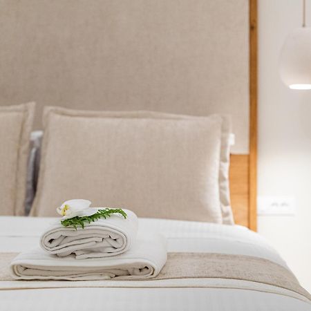 Casa Di Fiori Andros Suites מראה חיצוני תמונה